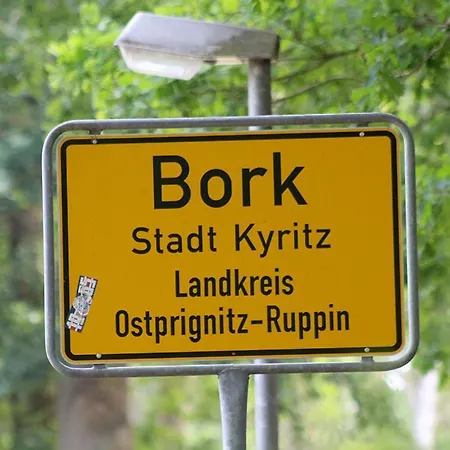 Borker-see-mit-herzsprung Lodge Kyritz